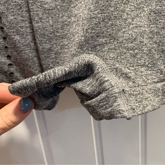 Bebe. Compression shorts/workout undershorts. 2XL. Gray with hole design. - Picture 3 of 7